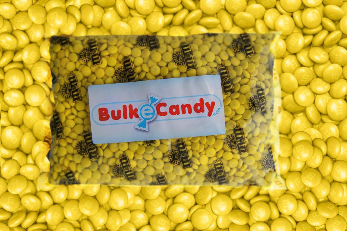  M&M'S Yellow Milk Chocolate Candy, 2lbs of M&M'S in